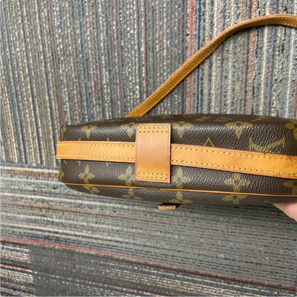 Louis Vuitton Brown and Yellow Crossbody Bag - Picture 6 of 9